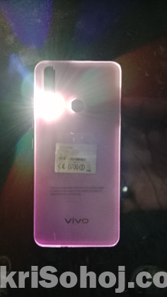 Vivo y17